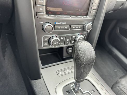 Used 2009 Pontiac G8 GT w/ Premium Package image 23