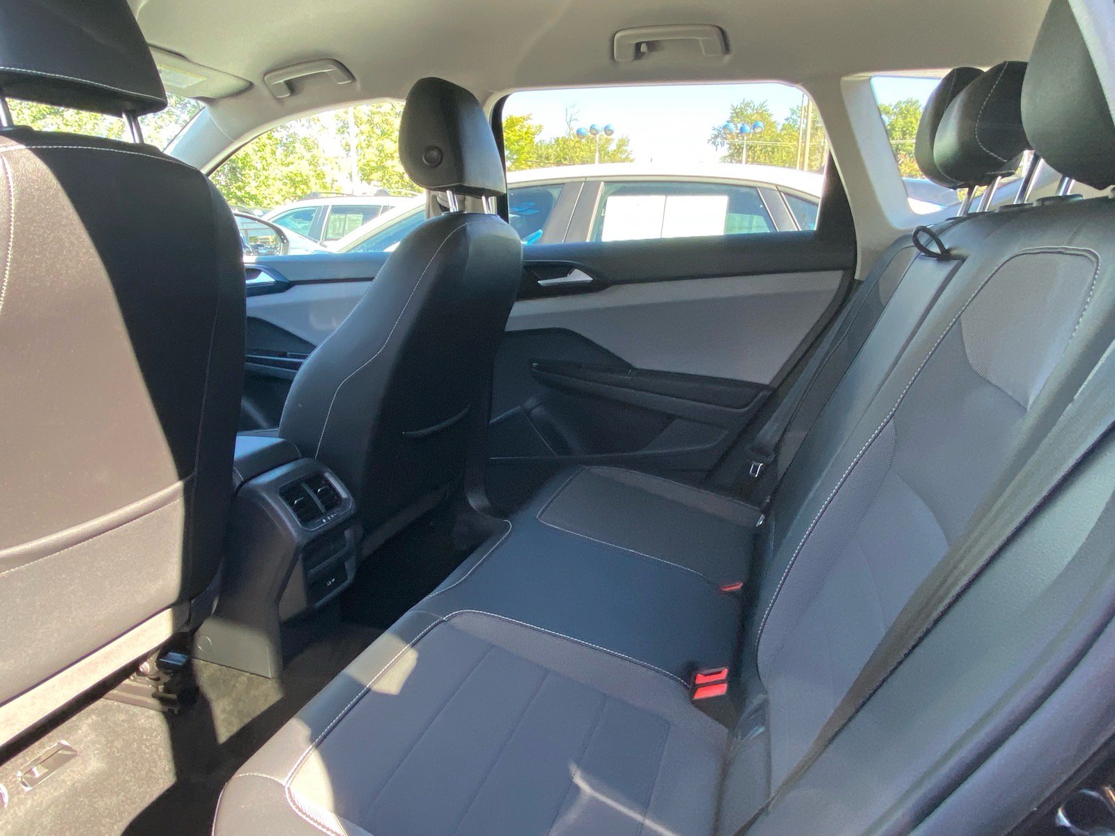Certified 2023 Volkswagen Taos SE AWD/4WD image 19