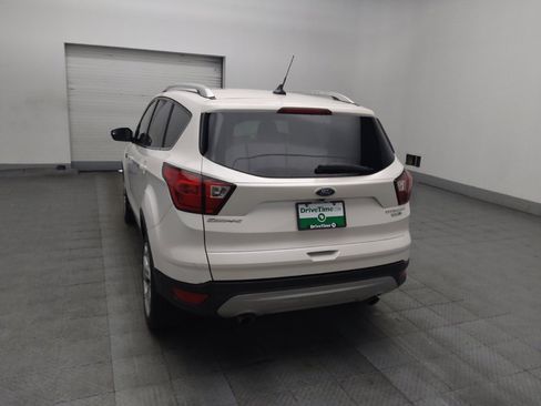 Used 2019 Ford Escape Titanium AWD/4WD image 6