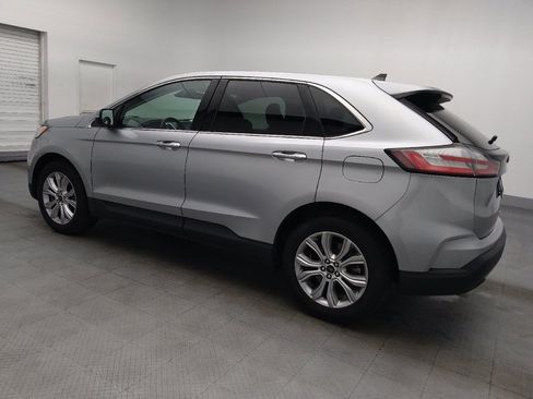 Used 2023 Ford Edge Titanium AWD/4WD image 3