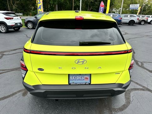 Used 2024 Hyundai Kona SE image 5