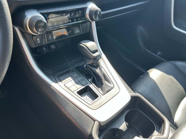Used 2019 Toyota RAV4 XLE w/ Convenience Package AWD/4WD image 27