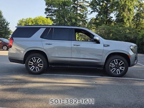 Used 2023 GMC Yukon AT4 AWD/4WD image 6