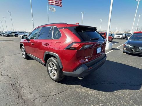 Used 2022 Toyota RAV4 XLE w/ Convenience Package AWD/4WD image 6