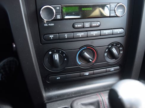 Used 2008 Ford Mustang Shelby GT500 image 9