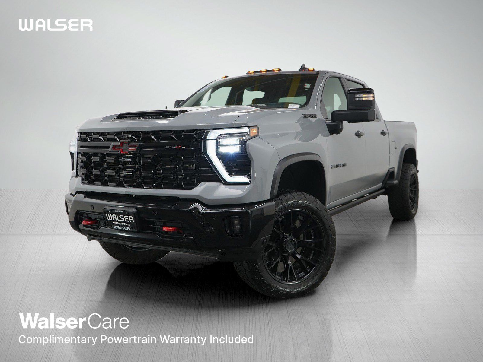 Used 2025 Chevrolet Silverado 2500 ZR2 w/ Technology Package AWD/4WD image 1