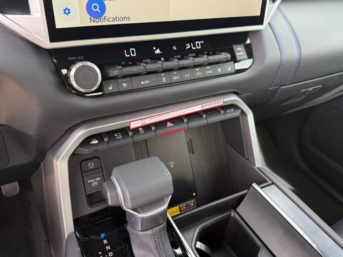 Used 2025 Toyota Tundra Platinum image 24