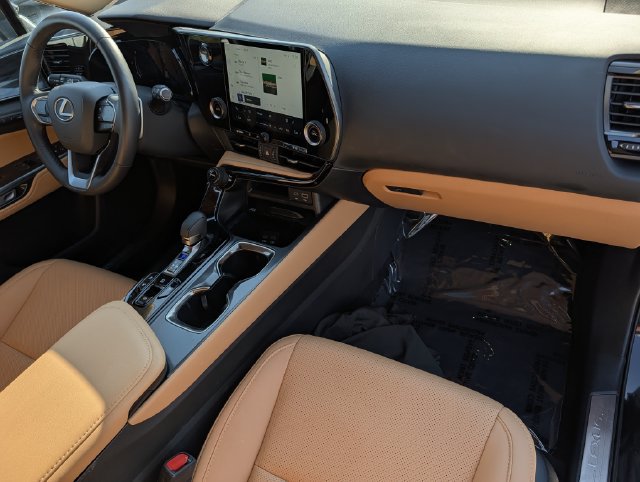 Used 2026 Lexus NX 350h AWD w/ Premium Package image 34