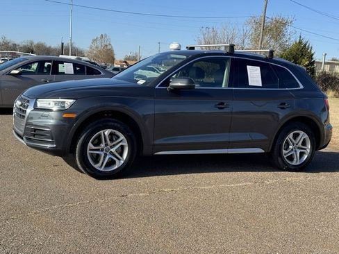 Used 2019 Audi Q5 2.0T Premium image 3