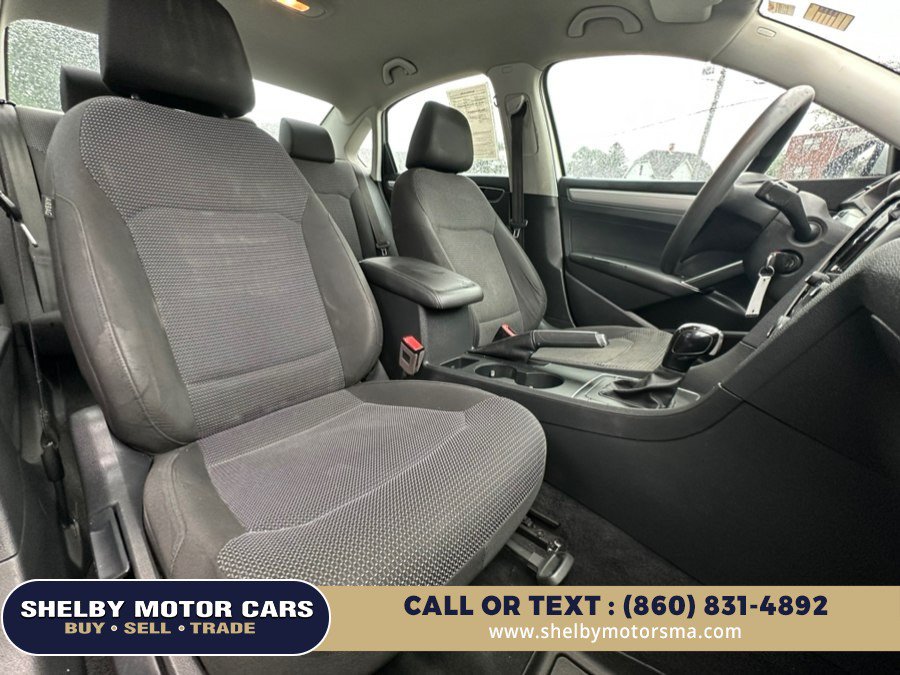 Used 2018 Volkswagen Passat 2.0T S w/ Driver Assistance Package FWD image 15