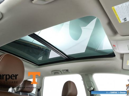 Used 2021 Volkswagen Atlas SE w/ Panoramic Sunroof Package image 37