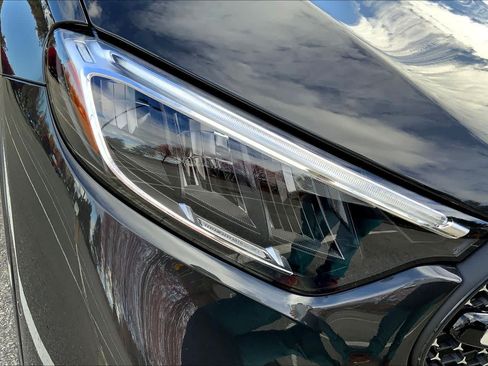 Certified 2026 Mercedes-Benz GLC 300 4MATIC image 17
