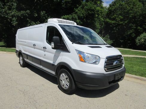 Used 2017 Ford Transit 250 148 Low Roof w/ Interior Upgrade Package RWD image 2