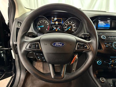 Used 2018 Ford Focus SE image 20