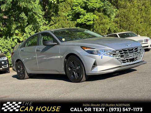 Used 2023 Hyundai Elantra SEL FWD image 6
