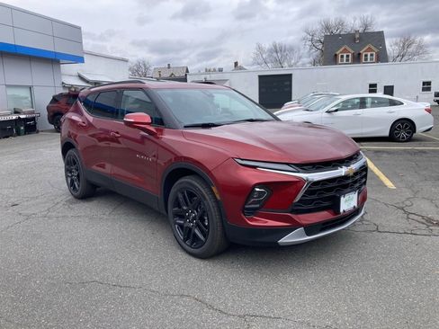 New 2025 Chevrolet Blazer LT image 1