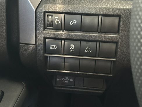 Used 2024 Toyota Tacoma TRD Sport w/ TRD Sport Upgrade Package RWD image 36