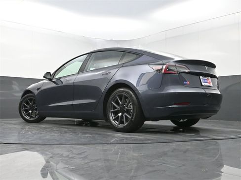 Used 2022 Tesla Model 3 Long Range image 24