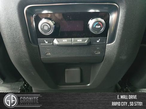 New 2026 GMC Yukon XL Denali w/ Sun & Power Step Package AWD/4WD image 36