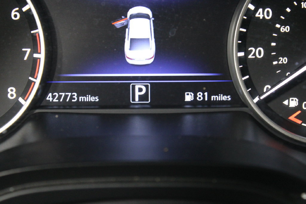 Used 2023 Nissan Maxima SV w/ Floor Mat Group FWD image 34