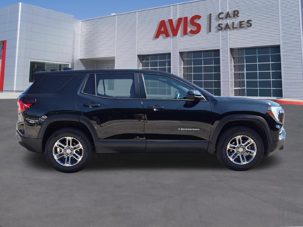 Used 2026 GMC Terrain Elevation FWD image 4