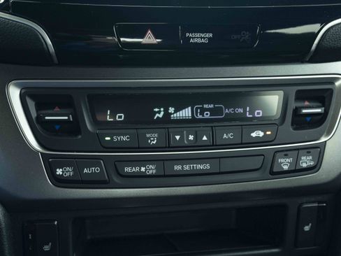 Used 2023 Honda Passport EX-L image 31