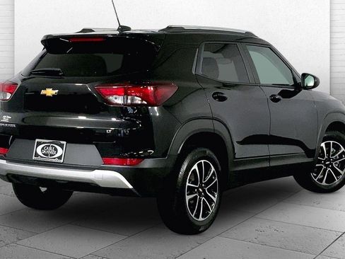 Used 2025 Chevrolet TrailBlazer LT FWD image 13
