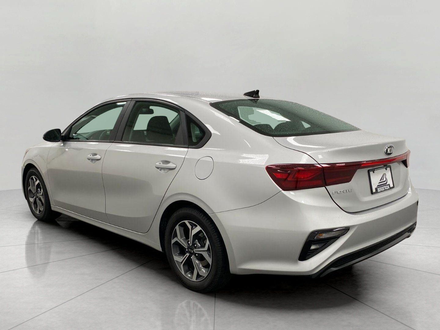 Used 2020 Kia Forte LXS FWD image 7