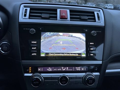 Used 2017 Subaru Legacy 2.5i Limited image 10