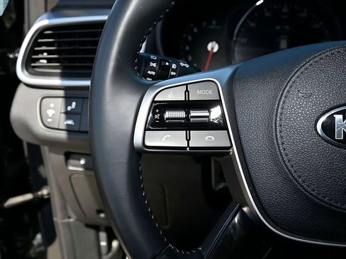 Used 2020 Kia Sorento EX FWD image 26