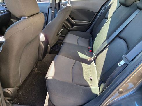 Used 2018 MAZDA MAZDA3 Sport image 6