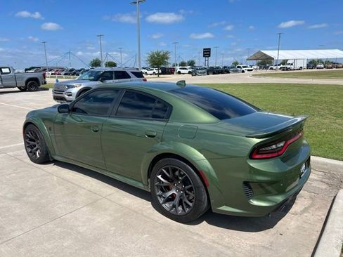 Used 2022 Dodge Charger SRT Hellcat w/ Harman/Kardon Audio Group RWD image 3