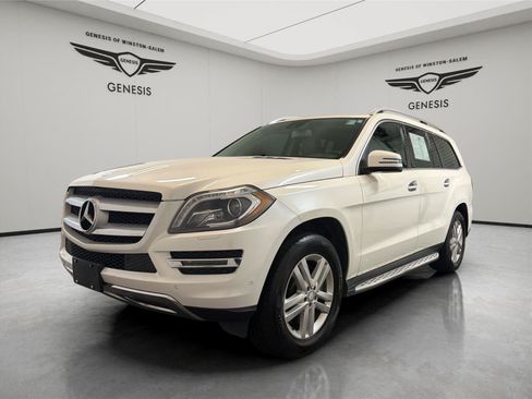 Used 2013 Mercedes-Benz GL 450 4MATIC image 1