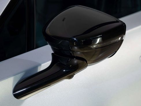 New 2026 Aston Martin DBX 707 image 53