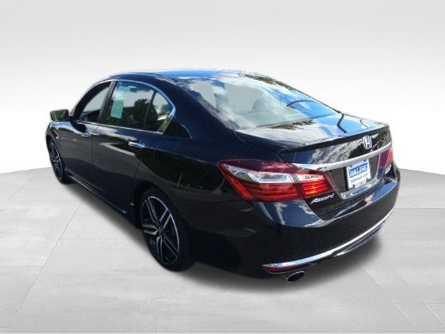 Used 2017 Honda Accord Sport Special Edition image 6