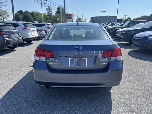 Used 2014 Subaru Legacy 2.5i Limited AWD/4WD image 18