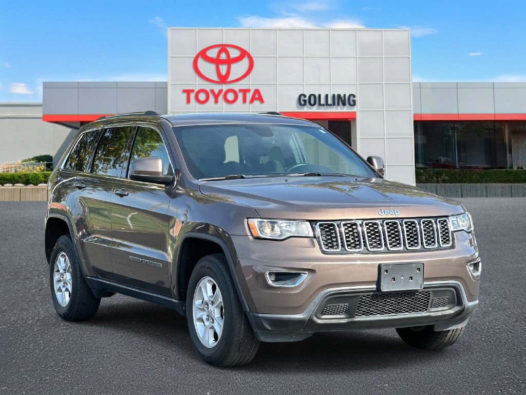 Used 2017 Jeep Grand Cherokee Laredo w/ Quick Order Package 23E AWD/4WD image 7