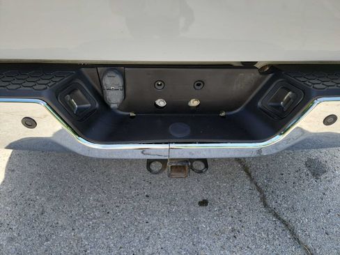 Used 2015 RAM 1500 Tradesman RWD image 9
