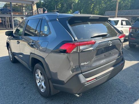 Used 2025 Toyota RAV4 XLE w/ Convenience Package FWD image 10