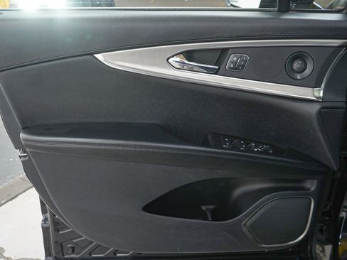 Used 2019 Lincoln Nautilus Reserve AWD/4WD image 20