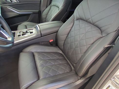 Used 2024 BMW X5 xDrive40i image 14