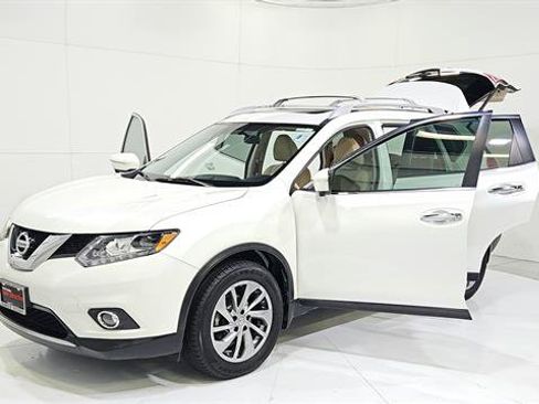 Used 2015 Nissan Rogue FWD image 30