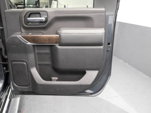 Used 2020 GMC Sierra 3500 Denali w/ Denali Ultimate Package image 38