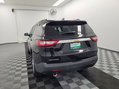 Used 2021 Chevrolet Traverse LT FWD image 6