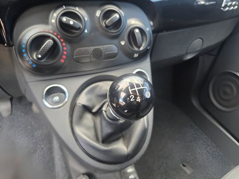 Used 2015 FIAT 500 Pop image 17