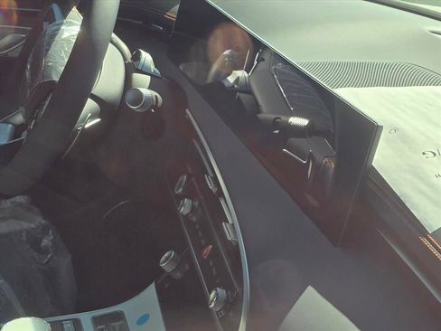 New 2026 Genesis GV70 2.5T Sport Prestige image 10