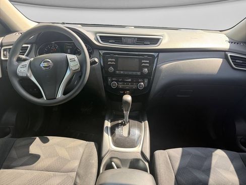 Used 2015 Nissan Rogue SV AWD/4WD image 25