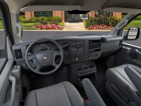 New 2026 Chevrolet Express 2500 image 15