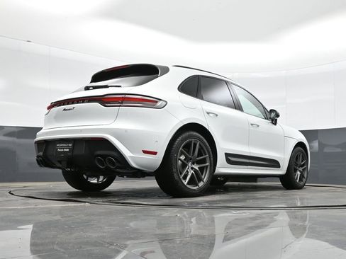 New 2026 Porsche Macan Turbo AWD/4WD image 37