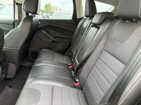 Used 2016 Ford Escape SE w/ SE Chrome Package FWD image 21
